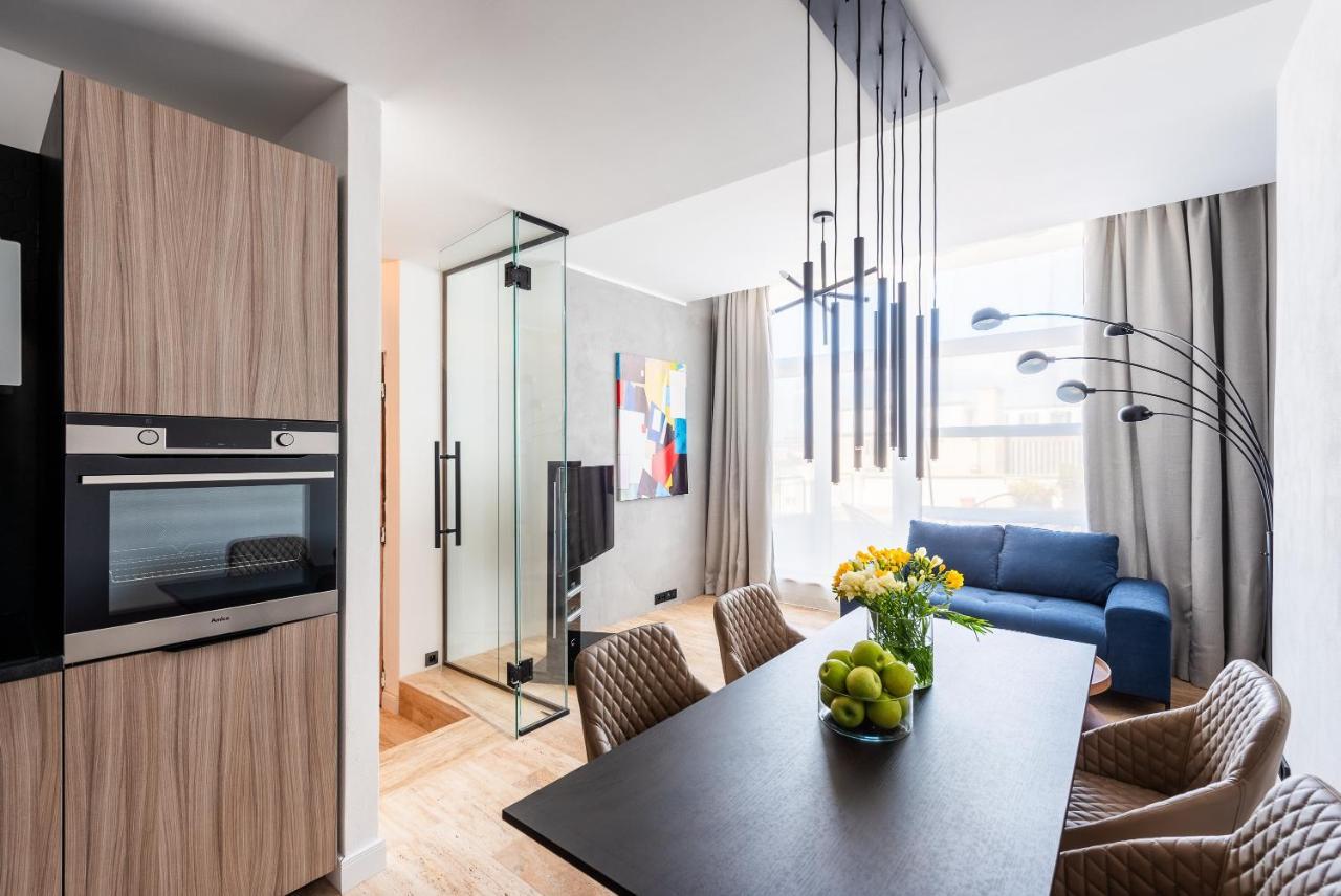 Luxury Apartment With A Balcony And A Terrace Prag Eksteriør billede