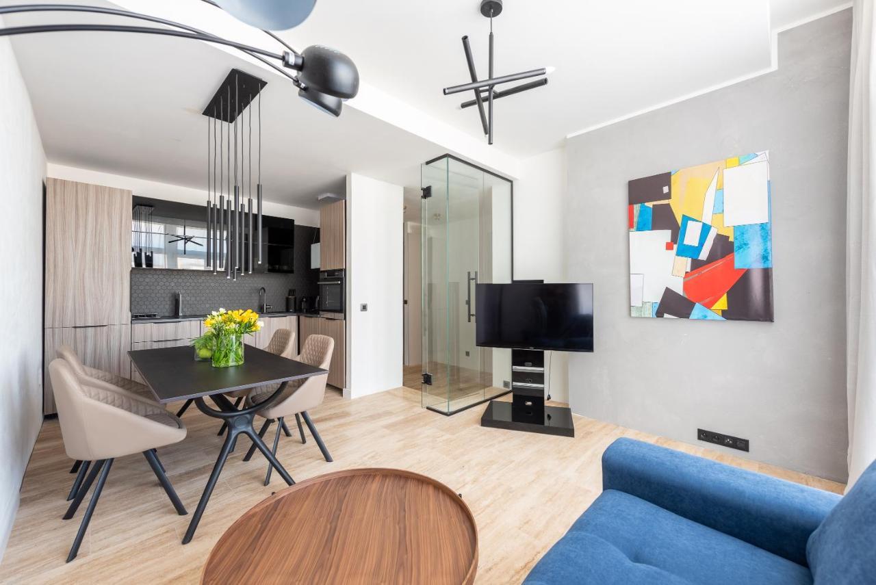 Luxury Apartment With A Balcony And A Terrace Prag Eksteriør billede